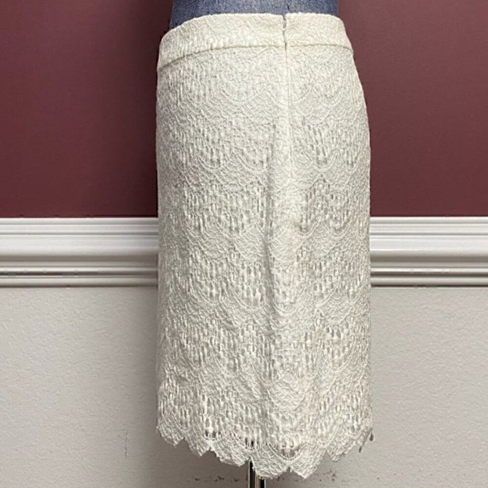 NWT Ann Taylor white lace overlay midi skirt sz 4P - Picture 2 of 3